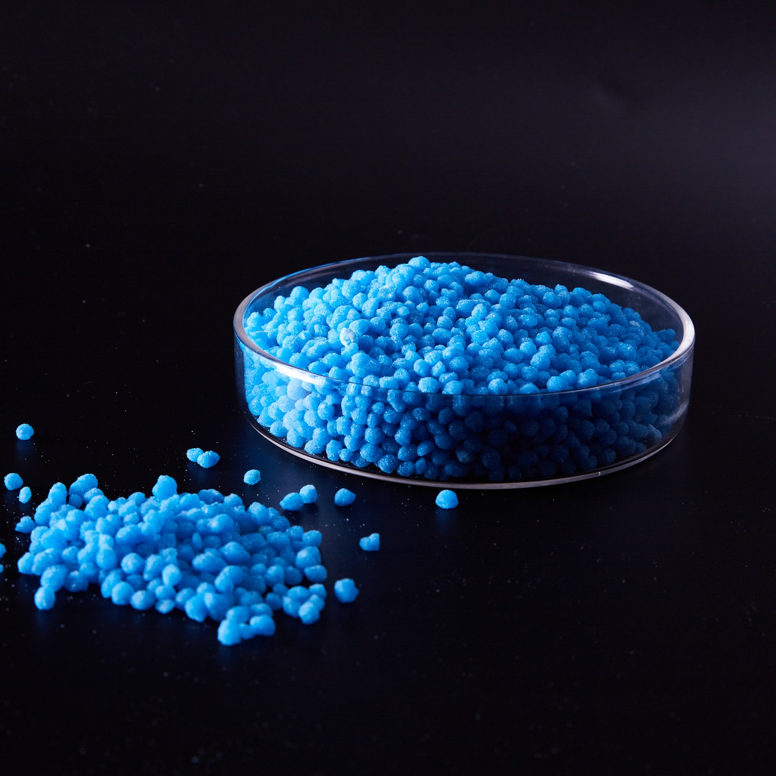 Medium and Trace Elements Fertilizer Product photo 7